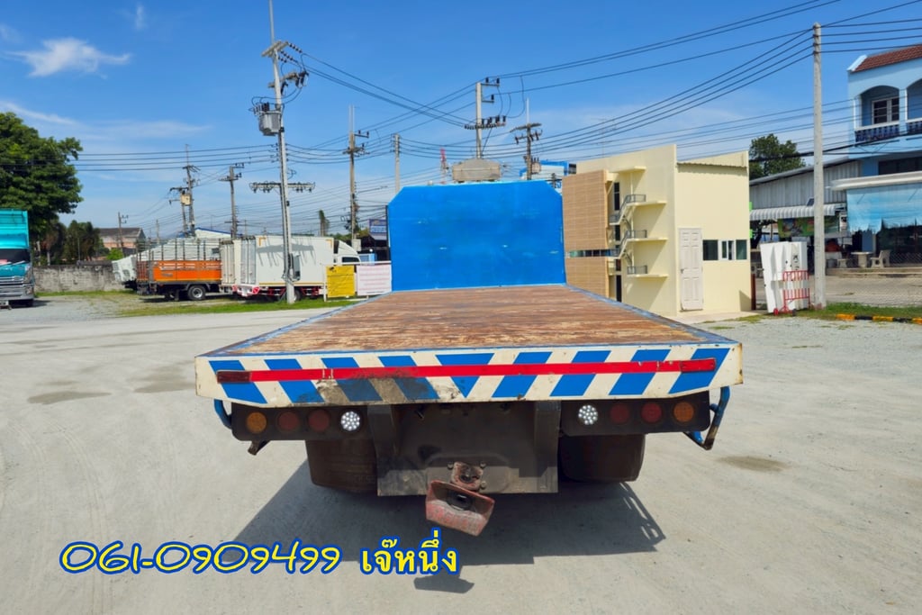 สิบล้อพื้นเรียบเพลาเดียว Isuzu Fvm 240 แรงม้า ปี 2561 (1517)