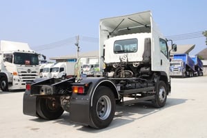 หกล้อหัวลาก ISUZU FTR 240 แรงม้า ปี 2565 (2712) หกล้อหัวลาก ISUZU FTR 240 แรงม้า ปี 2565 (2712)