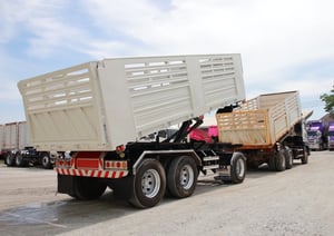 👉HINO FM1A 344 ปี 66  กระบะสามมิตร (5411) 👉หางดั้มพ์อู่แม็กเทรลเลอร์  ปี 65 (3778) 👉HINO FM1A 344 ปี 66  กระบะสามมิตร (5411) 👉หางดั้มพ์อู่แม็กเทรลเลอร์  ปี 65 (3778)