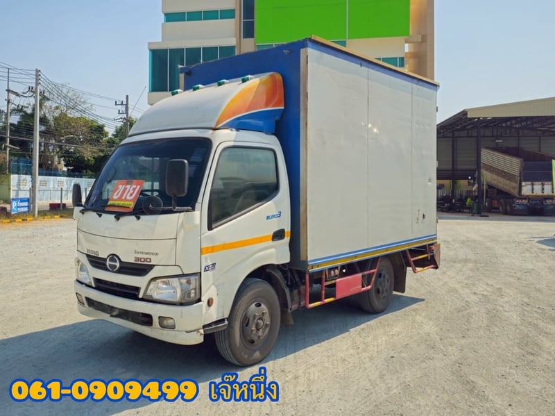 สี่ล้อตู้ทึบ HINO XZU 136 แรงม้า ปี 2563 (173)