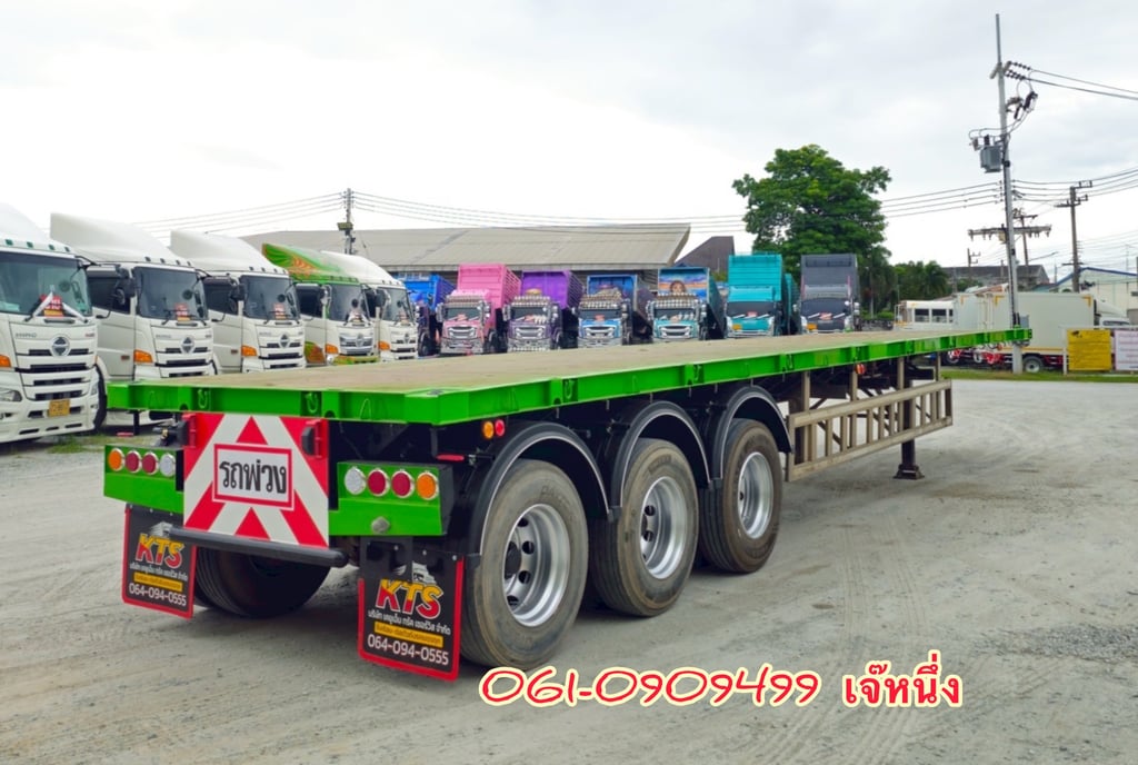 หางเเพื้นเรียบสามเพลา อู่ สามมิตร ปี 2562 (0294)