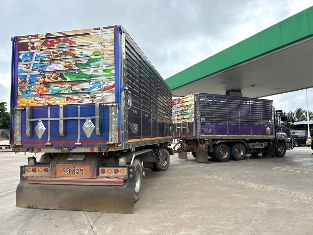 ISUZU FXZ 360แรงม้า รถบรรทุก 10ล้อ พ่วงแม่ลูก ปี2023 เลขไมล์น้อยกว่า 500,000 กม.