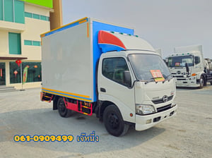 สี่ล้อตู้ทึบ HINO XZU 136 แรงม้า ปี 2563 (173)
