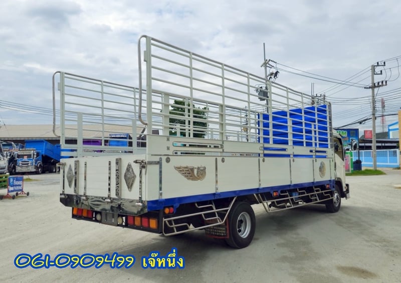 🔥ลดให้สุด หยุดไม่อยู่🔥 หกล้อกระบะคอก Isuzu Frr 210 แรงม้า ปี 2565 (9202) 🔥ลดให้สุด หยุดไม่อยู่🔥 หกล้อกระบะคอก Isuzu Frr 210 แรงม้า ปี 2565 (9202)