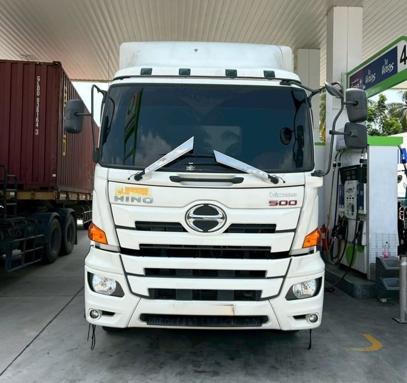 สิบล้อหัวลาก Hino Victor  344 แรงม้า ปี 64 (5071)
