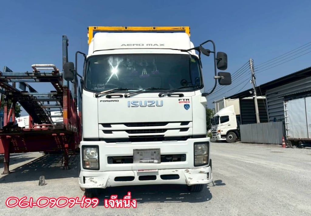 หกล้อตู้สิบบาน ISUZU FTR 240 แรงม้า 2560 (2244,2245) หกล้อตู้สิบบาน ISUZU FTR 240 แรงม้า 2560 (2244,2245)