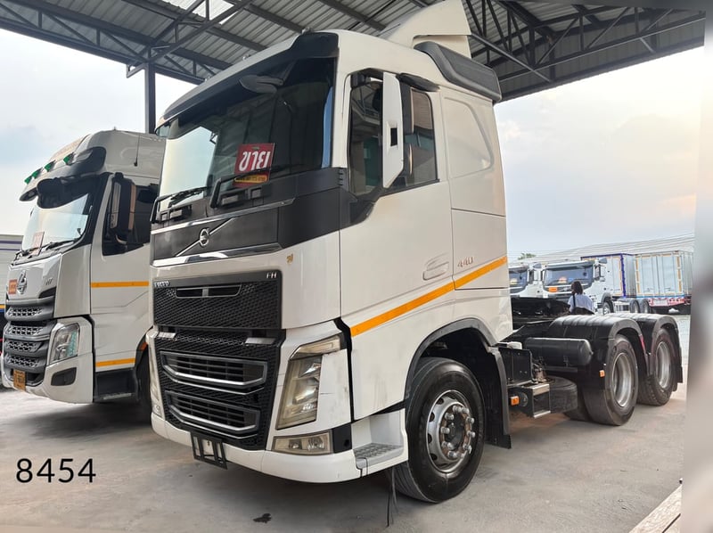 🔥 ขายตัด! ใครช้าคือพลาด ☎️สนใจโทร. 061-0909499 สิบล้อหัวลากสองเพลา Volvo FH 440 แรงม้า ปี 58 (8454) 🔥 ขายตัด! ใครช้าคือพลาด ☎️สนใจโทร. 061-0909499 สิบล้อหัวลากสองเพลา Volvo FH 440 แรงม้า ปี 58 (8454)