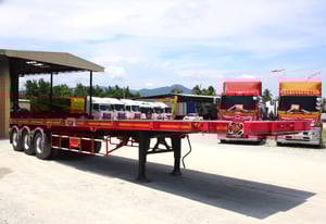 หางพื้นเรียบสามเพลา อู่ เดอะซัน ปี 2565 (0376)