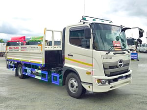 🔥 สภาพป้ายแดง ในราคามือสอง🔥 >>> ไมล์เพียง 900 km.<<<<  หกล้อกระบะเว้นช่องติดเครน Hino FC9J 175 แรงม้า ปี 2567 (3859)