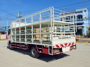 👉หกล้อบรรทุกน้ำดื่ม  ISUZU FRR  190 แรงม้า ปี 2564 (4513)