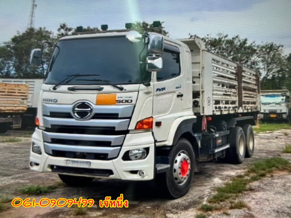 สิบล้อดั้มพ์ Hino Victor 344 แรงม้า ปี 2564 (3291) สิบล้อดั้มพ์ Hino Victor 344 แรงม้า ปี 2564 (3291)