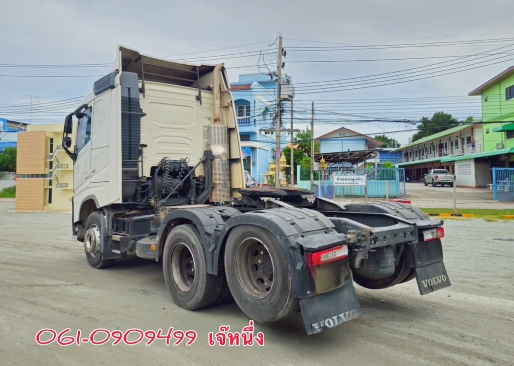 สิบล้อหัวลาก Volvo FH 440 แรงม้า ปี 2561 (4395) สิบล้อหัวลาก Volvo FH 440 แรงม้า ปี 2561 (4395)