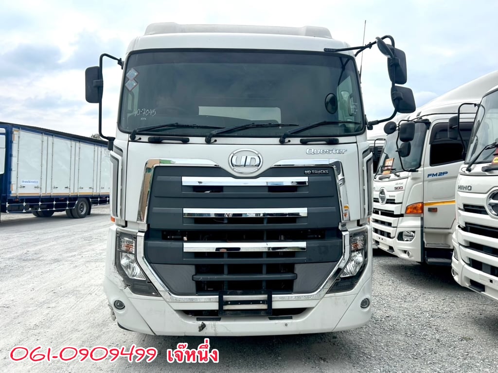 สิบล้อหัวลากสองเพลา  UD GWE 390 แรง ปี 65 (7045)