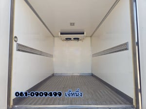 สี่ล้อตู้เย็น HINO XZU 136 แรงม้า ปี 67 (8556)