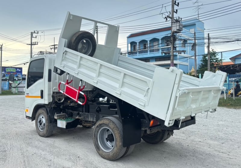 ☎️สนใจโทร. 061-0909499  👉หกล้อดั้มพ์ ISUZU NMR  130 แรงม้า ปี 63 (2158)