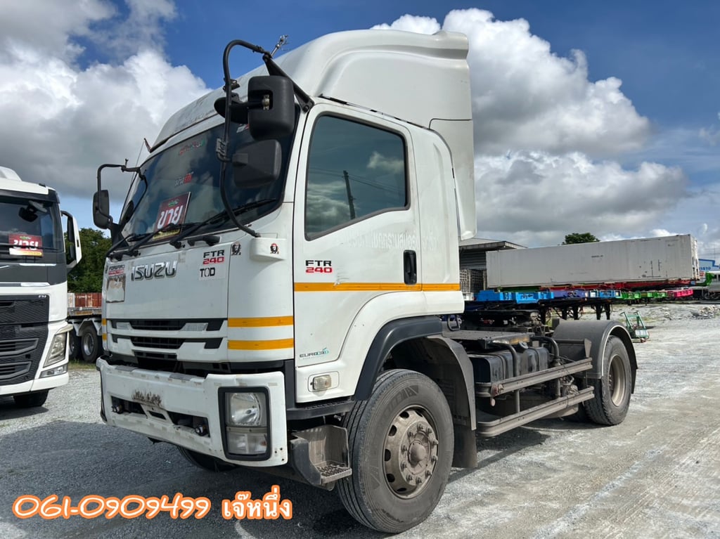 หกล้อหัวลาก Isuzu Ftr  240 แรงม้า ปี 2563 (7532)