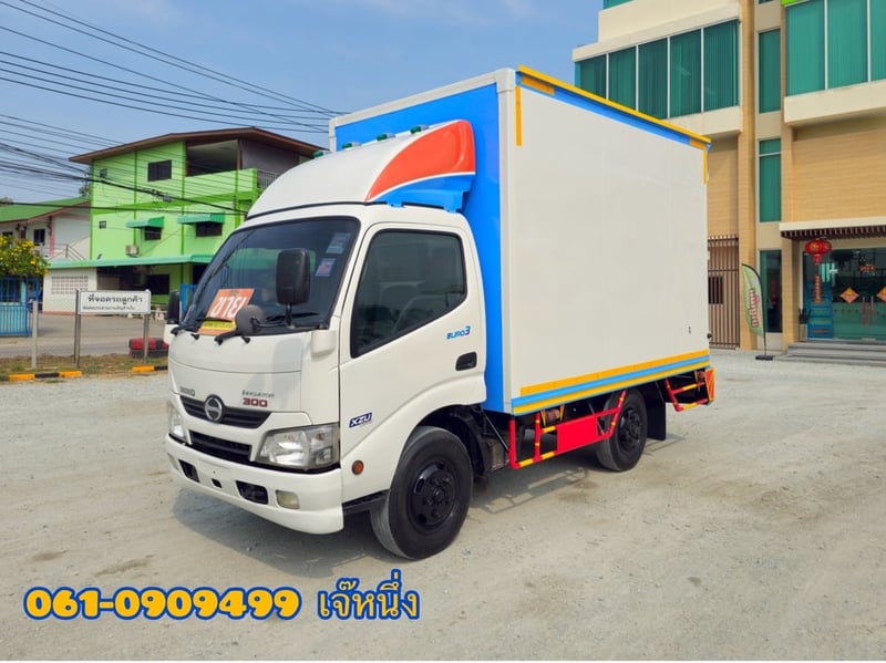 สี่ล้อตู้ทึบ HINO XZU 136 แรงม้า ปี 2563 (173)