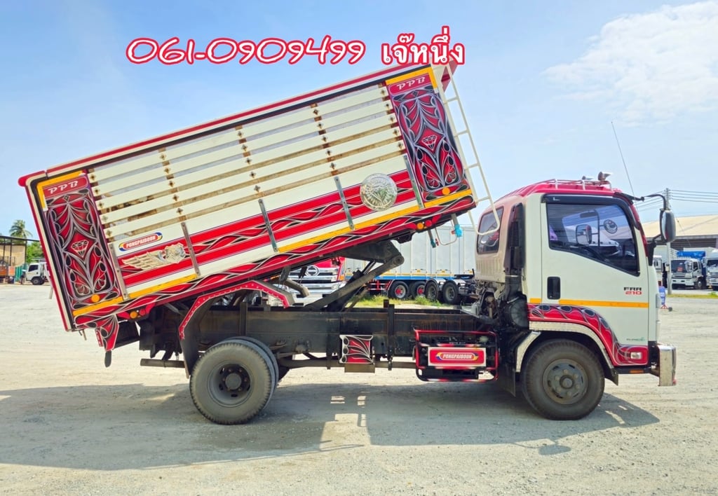 💥โปรขั้นบันได ยิ่งซื้อยิ่งลด หกล้อดั้มพ์ Isuzu Frr 210 แรงม้า ปี 2565 (7715) 💥โปรขั้นบันได ยิ่งซื้อยิ่งลด หกล้อดั้มพ์ Isuzu Frr 210 แรงม้า ปี 2565 (7715)