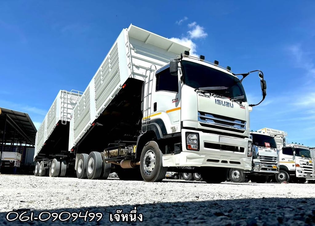 สิบล้อดั้มพ์ Isuzu Fxz 360 แรงม้า ปี 2565 (3843) สิบล้อดั้มพ์ Isuzu Fxz 360 แรงม้า ปี 2565 (3843)