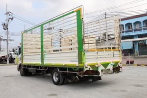 หกล้อกระบะคอก HINO FC9J 175 แรงม้า ปี 2566 (2340)