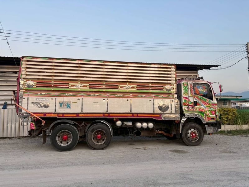 สิบล้อดั้มพ์เกษตร ISUZU FXZ 360 แรงม้า ปี 2553 (0361)