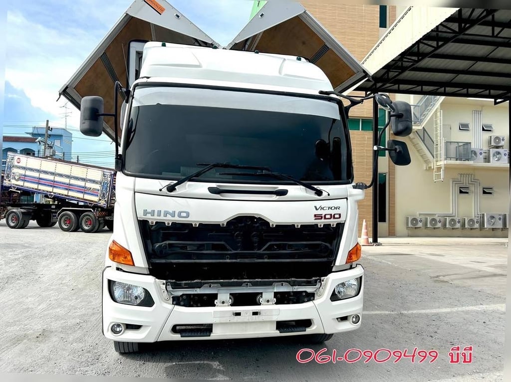หกล้อตู้เปิดรอบคัน Hino FG8J  240 แรงม้า ปี 2563 (3995)