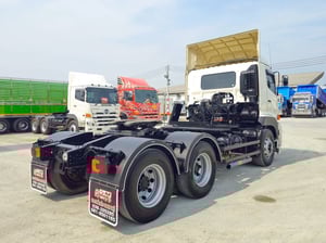 สิบล้อหัวลาก Hino Victor  344 แรงม้า ปี 61 (9739)