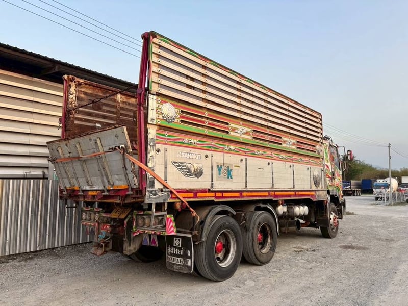 สิบล้อดั้มพ์เกษตร ISUZU FXZ 360 แรงม้า ปี 2553 (0361)