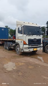 ขาย hino 700 หัวลาก เฉพาะหัว
