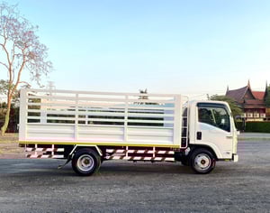 ISUZU NMR-130 รถบรรทุก 6ล้อ ปี62 ยาว4.50เมตร เลขไมล์น้อย
