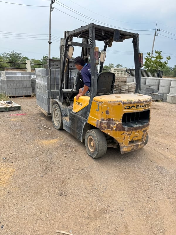 ขายรถโฟลคลิฟต์ 