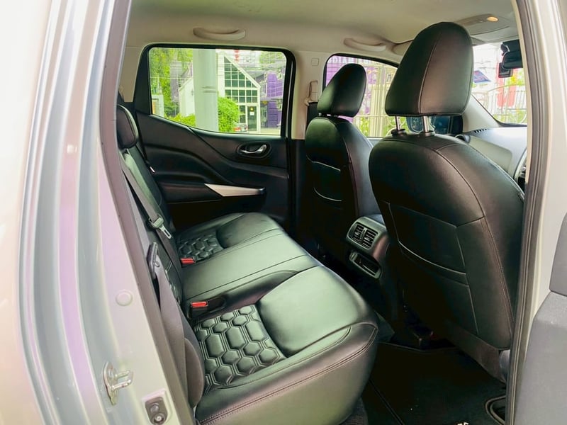 NISSAN NAVARA DOUBLE CAB VL 7AT 4WD ตัวท็อป ปี 2022 ล้อแม็กซ์เดิมสวย ยางพร้อมใช้งาน NISSAN NAVARA DOUBLE CAB VL 7AT 4WD ตัวท็อป ปี 2022 ล้อแม็กซ์เดิมสวย ยางพร้อมใช้งาน
