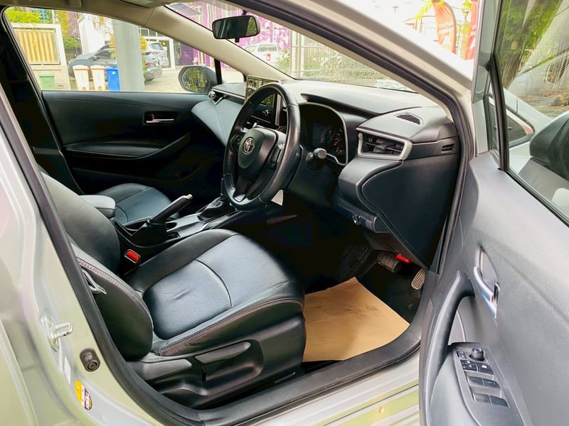 TOYOTA  ALTIS 1.6 G ปี 2020 ติดแก็ส CNG ประหยัดน้ำมัน ไมล์แท้