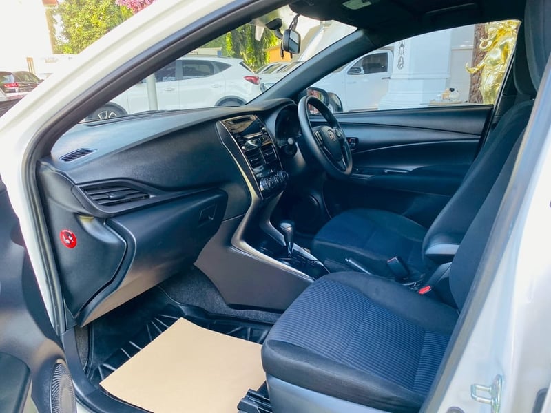 #TOYOTA YARIS 1.2 Entry ปี 2022 + LPG