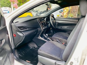 TOYOTA YARIS 1.2 Entry ปี 2022 + LPG. TOYOTA YARIS 1.2 Entry ปี 2022 + LPG.