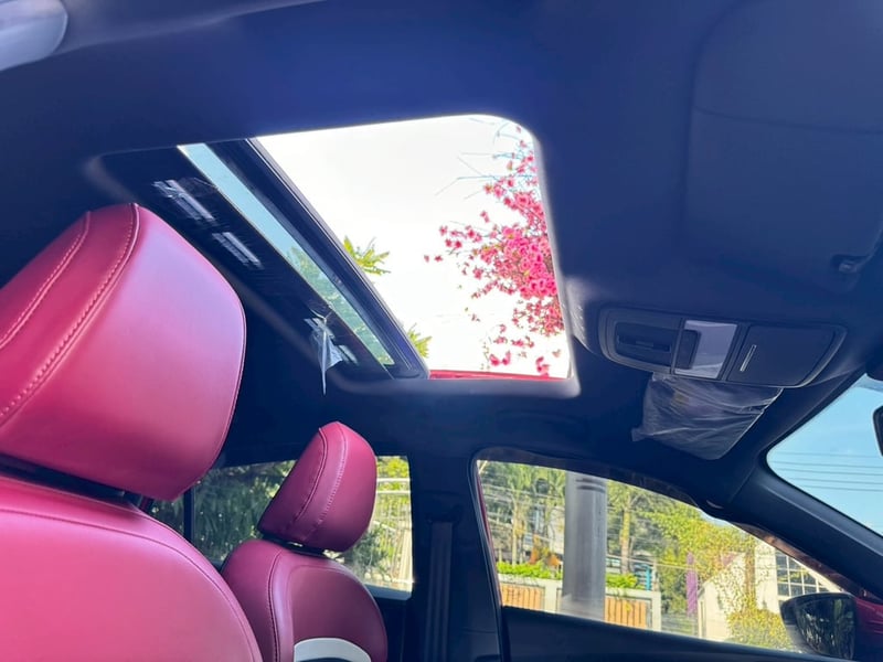 MG MG 5 1.5X Sunroof i-Smart  ปี 2025 