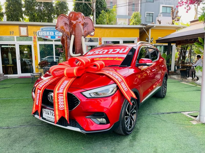 MG ZS 1.5V SUNROOF i-Smart ปี 2026 ท็อปสุดในรุ่น เกียร์ออโต้ เครื่องยนต์ เบนซิน 