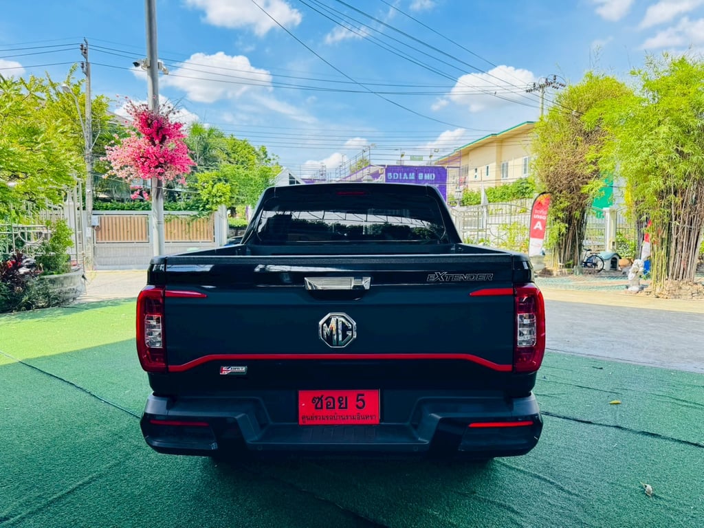 ไมล์แท้ 2x,xxx กม #MG EXTENDER 4 ประตู 2.0 GRAND X i-Smart ปี 2024