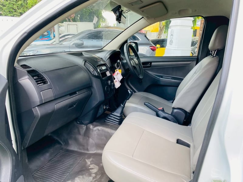 ISUZU D-MAX SPARK 1.9 Ddi ปี 2020เสริมแหนบมาแล้ว รองรับงานหนักสบายๆ