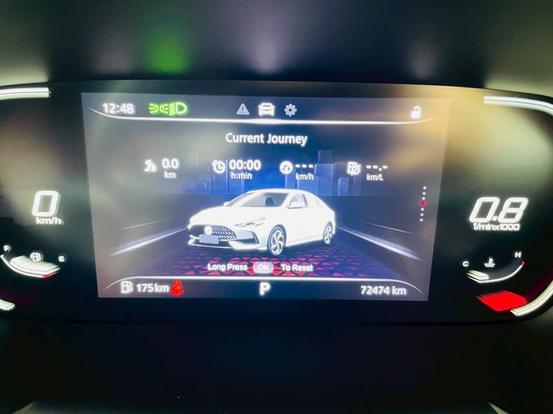 MG MG 5 1.5X Sunroof i-Smart  ปี 2024 TOP   ติดแก็ส LPG แล้ว