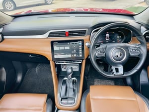 MG ZS 1.5V SUNROOF i-Smart ปี 2026. MG ZS 1.5V SUNROOF i-Smart ปี 2026.