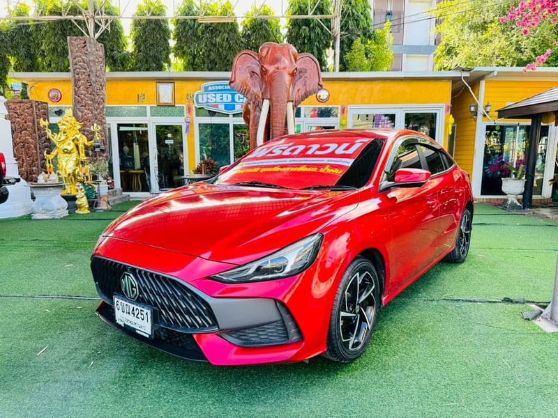 MG MG 5 1.5X Sunroof i-Smart  ปี 2025  TOP รับประกันไมล้แท้ 