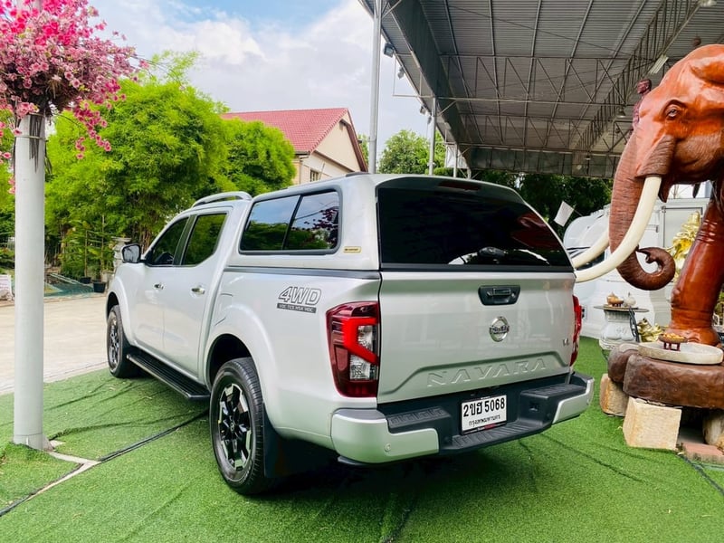 NISSAN NAVARA DOUBLE CAB VL 7AT 4WD ตัวท็อป ปี 2022 ล้อแม็กซ์เดิมสวย ยางพร้อมใช้งาน NISSAN NAVARA DOUBLE CAB VL 7AT 4WD ตัวท็อป ปี 2022 ล้อแม็กซ์เดิมสวย ยางพร้อมใช้งาน
