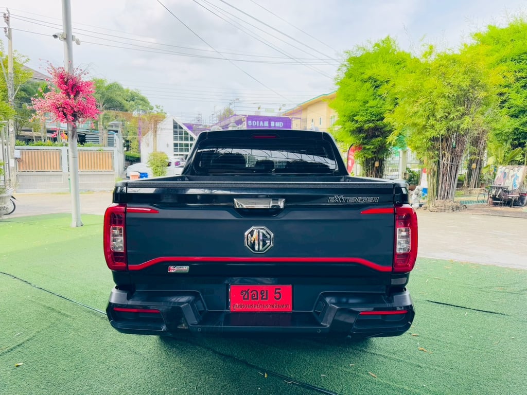4x4 เกียร์ออโต้ TOP #MG EXTENDER 4 ประตู 2.0 GRAND X 4WD  ปี 2024