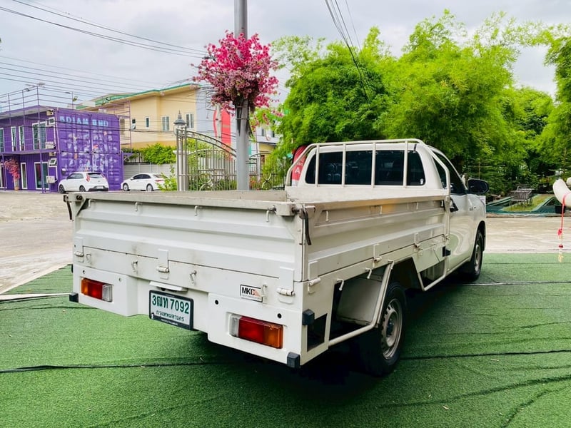 TOYOTA HILUX REVO 2.4 SINGLE ENTRY กระบะพื้นเรียบ ปี 2022 TOYOTA HILUX REVO 2.4 SINGLE ENTRY กระบะพื้นเรียบ ปี 2022
