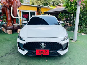 MG MG 5 1.5X Sunroof i-Smart ติดแก็ส LPG แล้ว TOP  ปี 2024