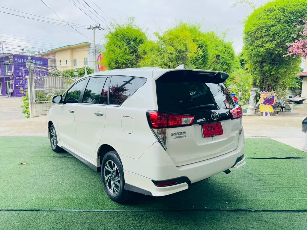 ✅ฟรีดาวน์ ออกรถ 0 บาท TOYOTA INNOVA CRYSTA 2.8  ปี 2021