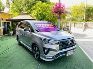 TOYOTA INNOVA CRYSTA 2.8 PREMIUM TOP รุ่นท็อปสุด ปี 2022 
