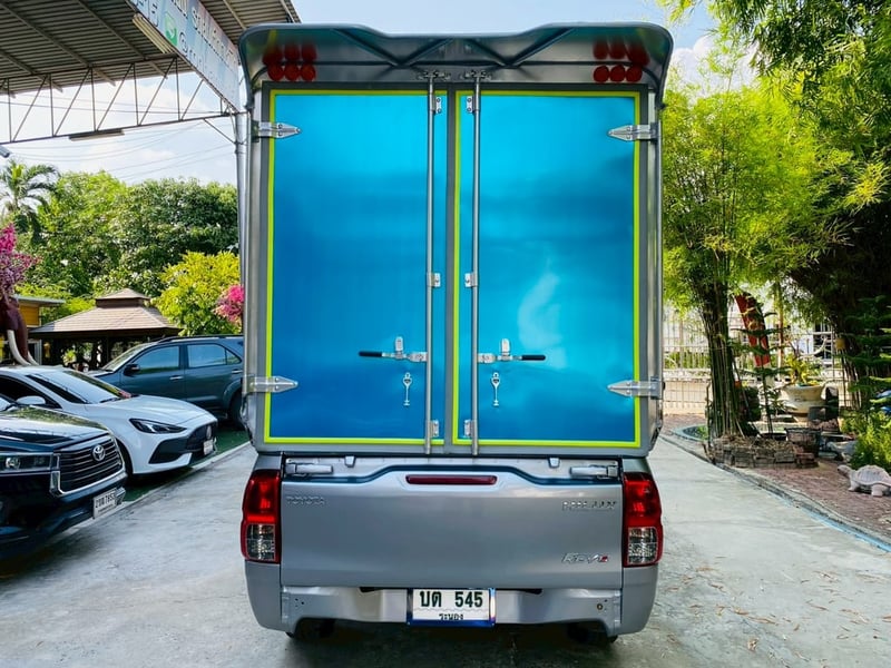 Toyota Hilux Revo 2.8  Entry  ตอนเดียว ปี 2023  ฟรีหลังคาอลูมิเนียมใหม่  ภายในสะอาด พร้อมใช้งาน