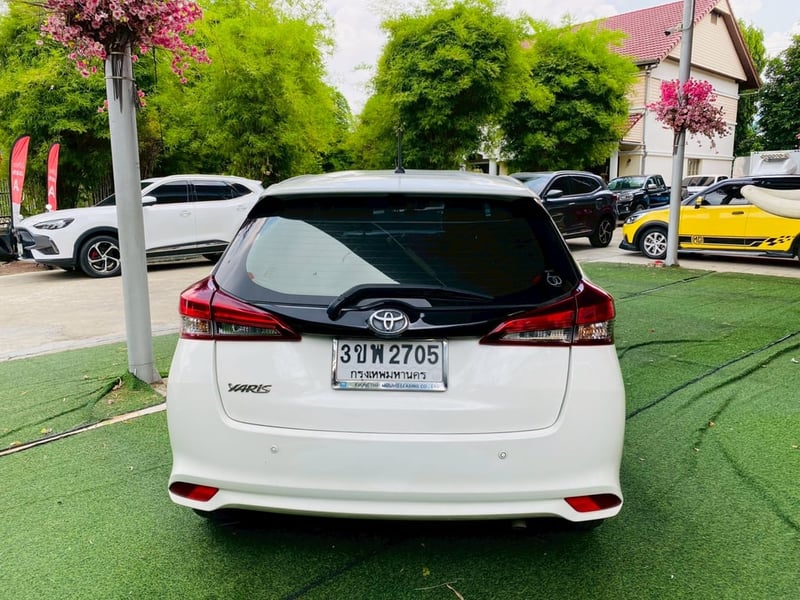 #TOYOTA YARIS 1.2 Entry ปี 2022 + LPG